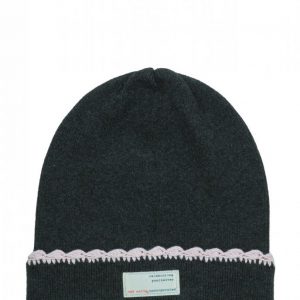 Odd Molly Cabin Beanie Pipo